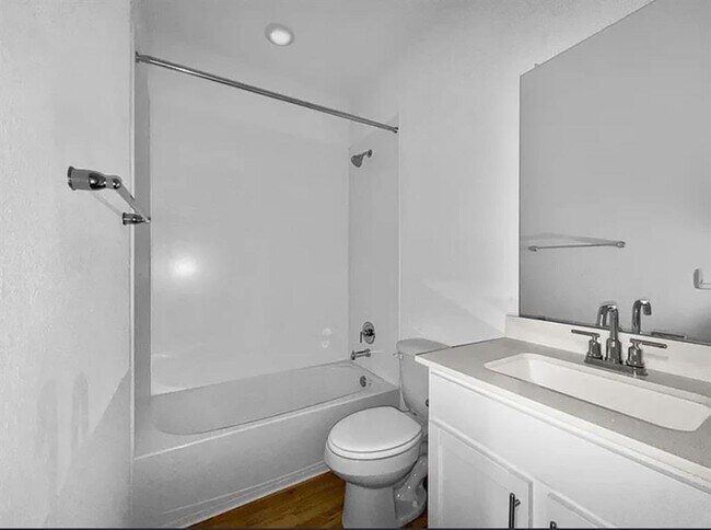 Photo - 1941 Crowned Eagle Pass