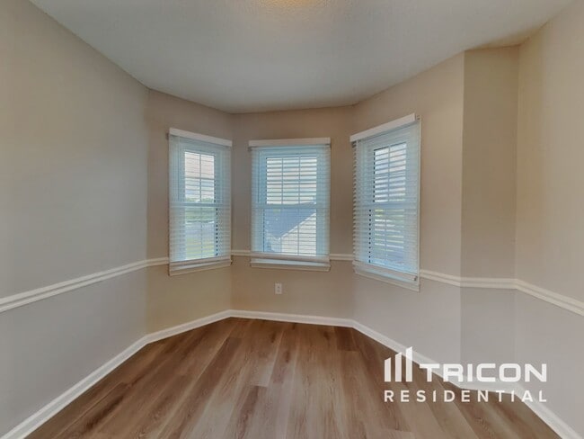 Photo - 1040 Reynolds Manor Dr