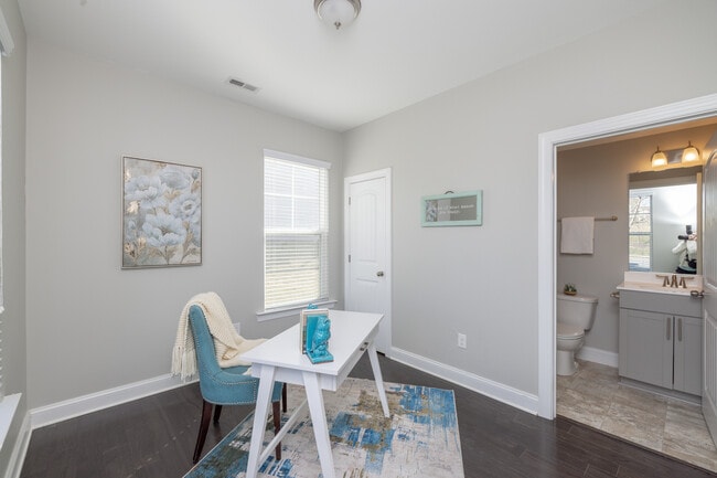 Photo - 6418 Cassia Loop