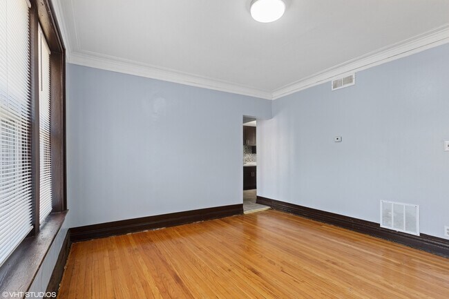 Photo - 7836 S Sangamon St