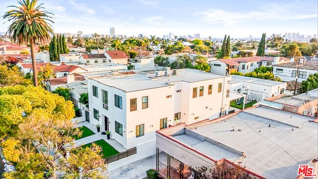 Photo - 535 N Formosa Ave