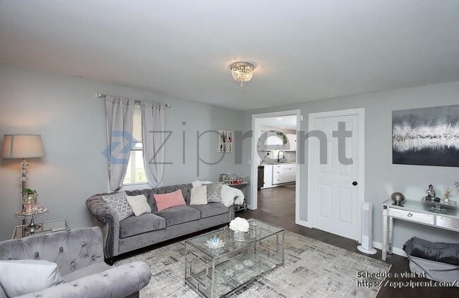 Photo - 58 Litchfield St