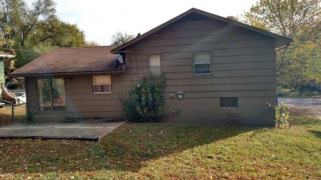 Photo - 10202 Beacon Ave