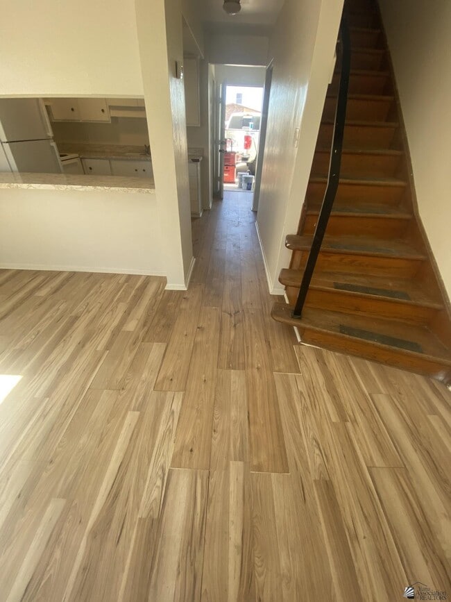 Photo - 2855 S 1st Ave