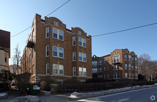 Highlander Maple Apartments - Highlander Maple Apartments