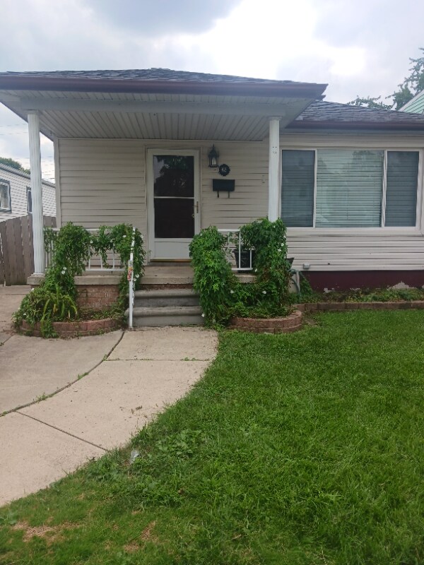 Photo - 875 Cleveland Ave House