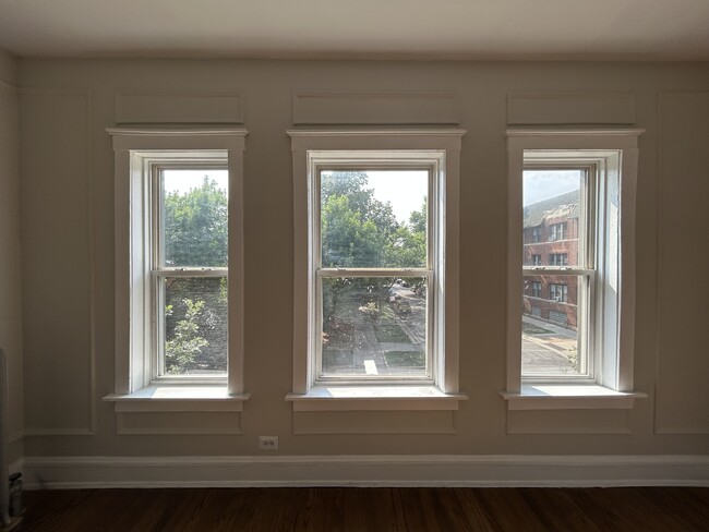 Photo - 2659 N Spaulding Ave Unit 222