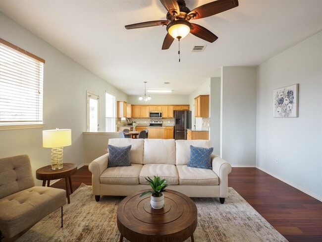 Photo - 13504 Richard Nixon St