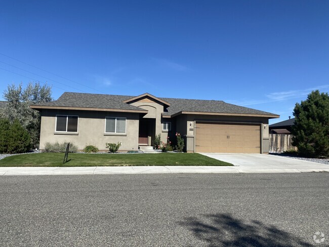 Building Photo - 5253 Western Wy Rental