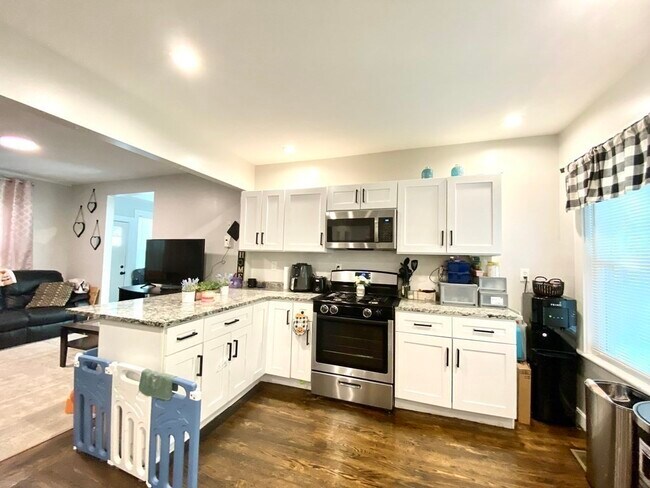 Photo - 76 Mill St Unit 1