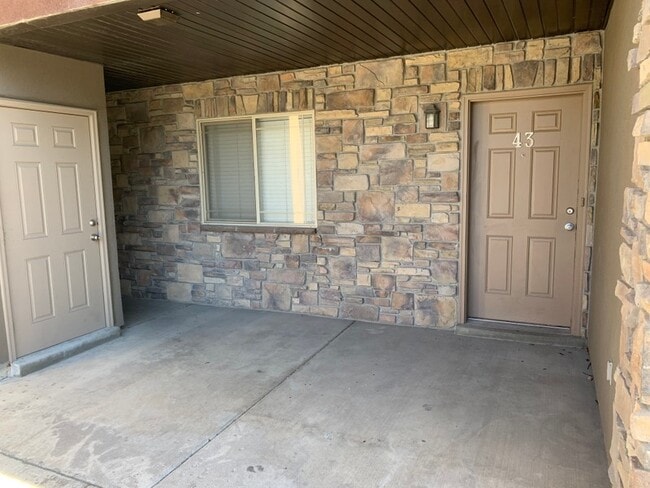 Photo - 946 W 630 S Unidad 43