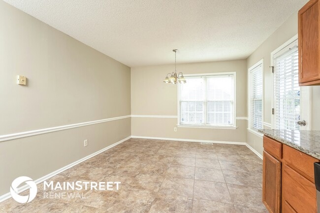 Photo - 618 Asheby Woods Rd