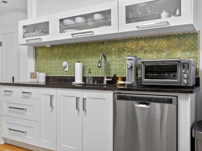 Photo - 159 South St Unidad 1L