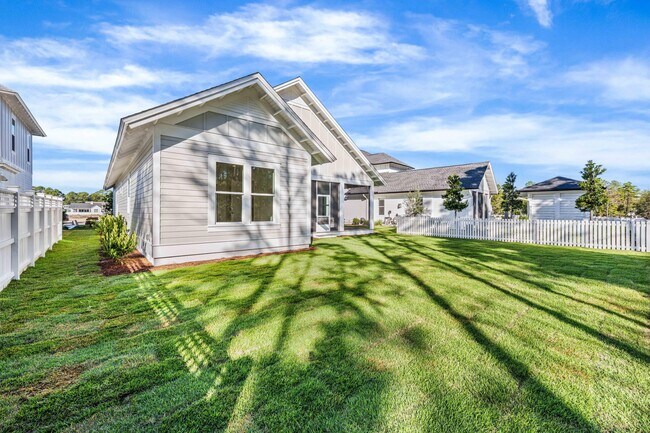 Photo - 101 Pollard Cv E