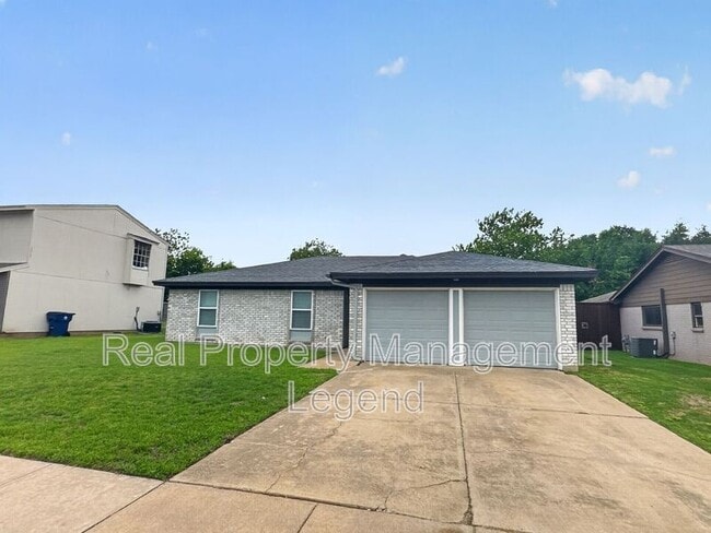 Photo - 109 N Heights Dr