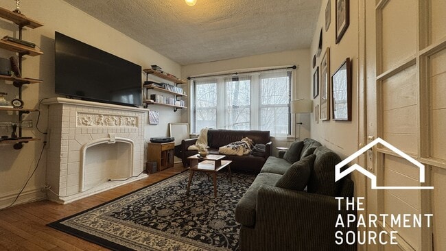 Building Photo - 2919 W McLean Ave Unit 1E