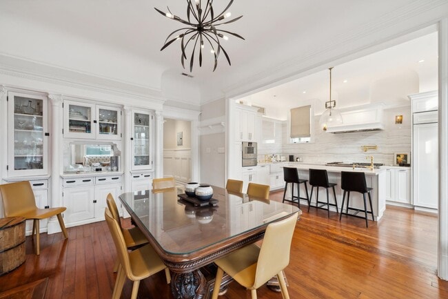 Photo - 1809 Page St