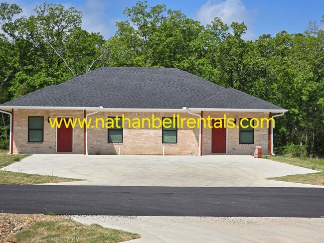 Photo - 2 Bed / 2 Bath Duplex