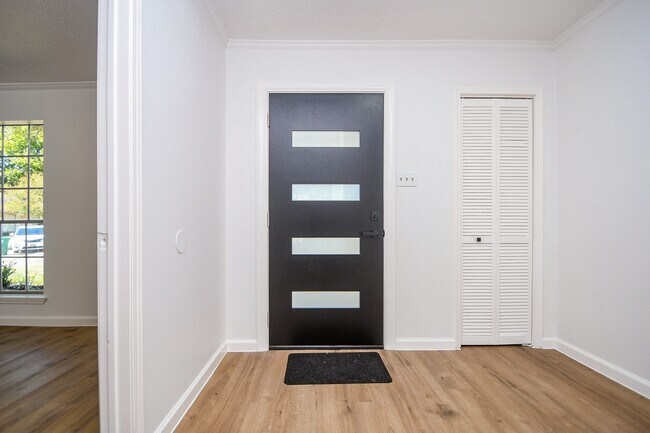 Photo - 7703 Braesridge Ct