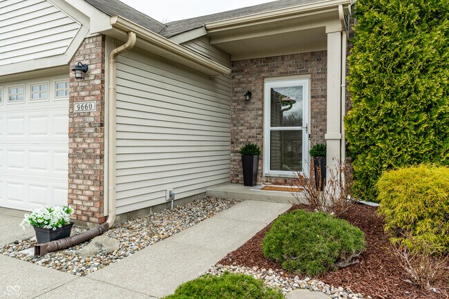 Photo - 9660 Overcrest Dr