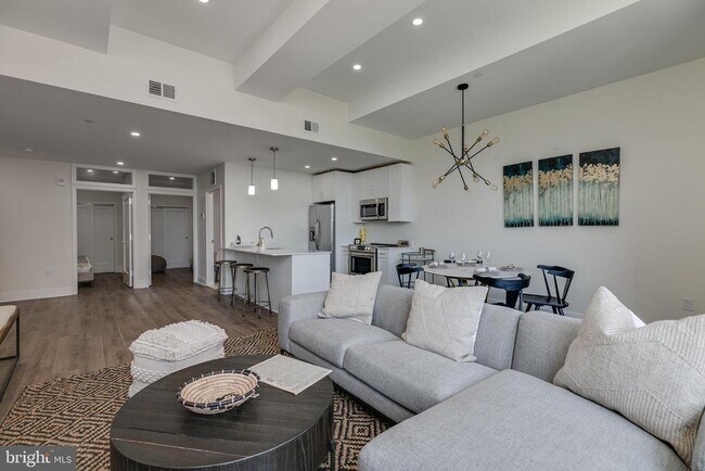 Photo - 150 S Independence Mall W Unit 903