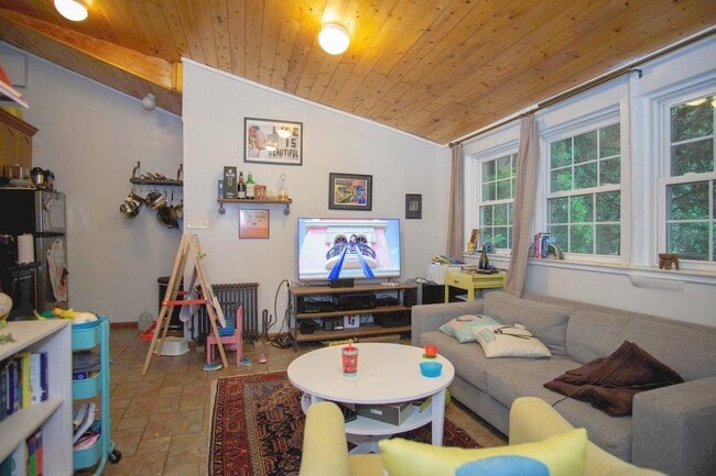 Photo - 334 Paterson Plank Rd Unit 1