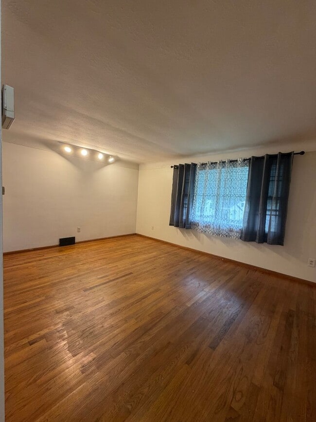 10024 McCracken Rd Unit Up