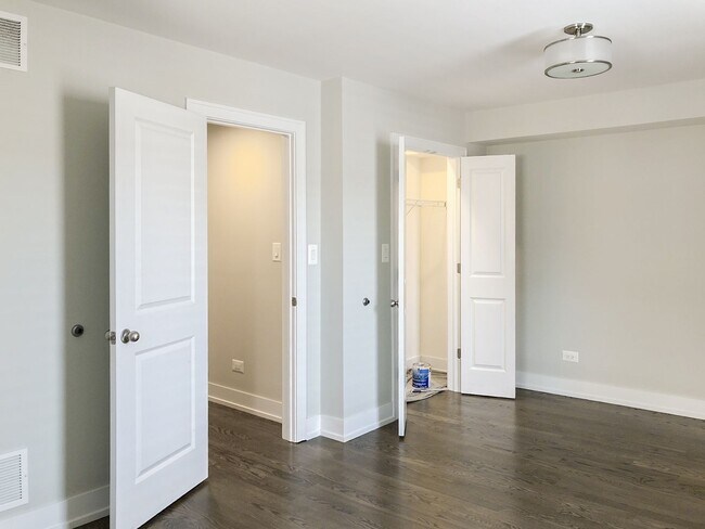 Photo - 2311 N Southport Ave Unit 3F