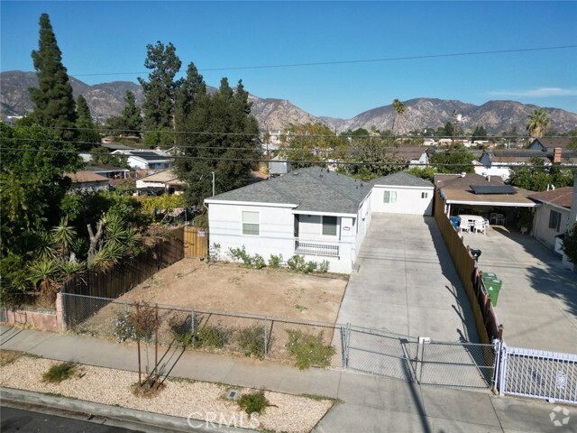 Building Photo - 1967 8th St Rental