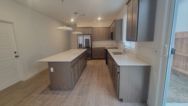 Photo - 4501 Stine Rd