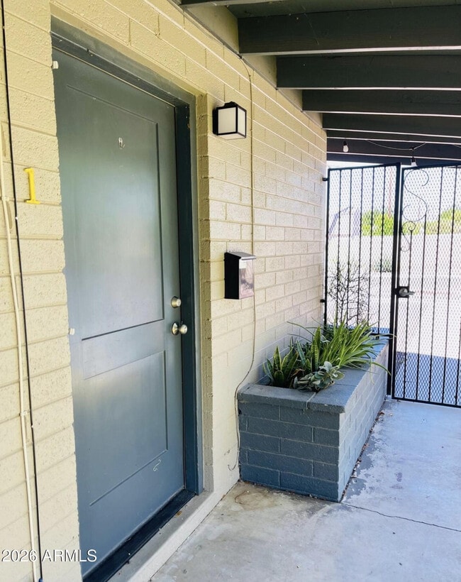 Photo - 4601 N 12th Ave Unit Apt 1