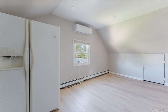 Photo - 71 Chimney Ln