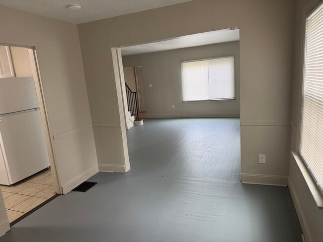 369 N Roosevelt Ave Unit 369 N Roosevelt -Unit 4
