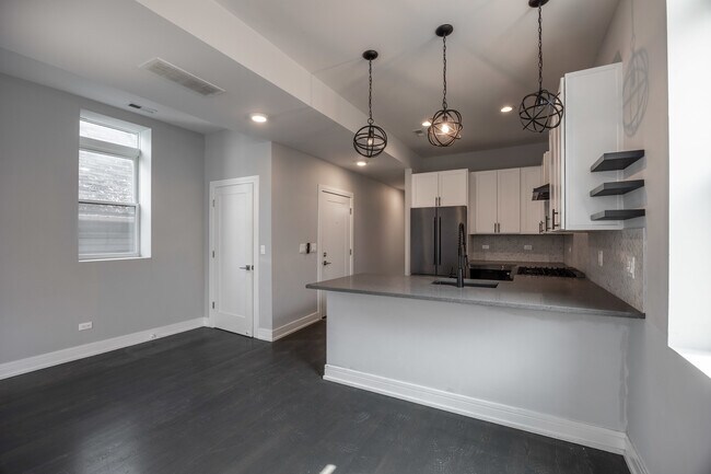 Photo - 3253 N Elston Ave Unit 2