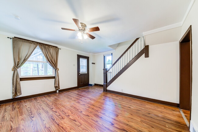 Photo - 1155 South Ave