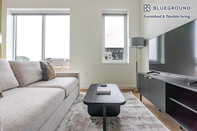 Photo - 3 Tingey Sq SE Unidad FL8-ID1185