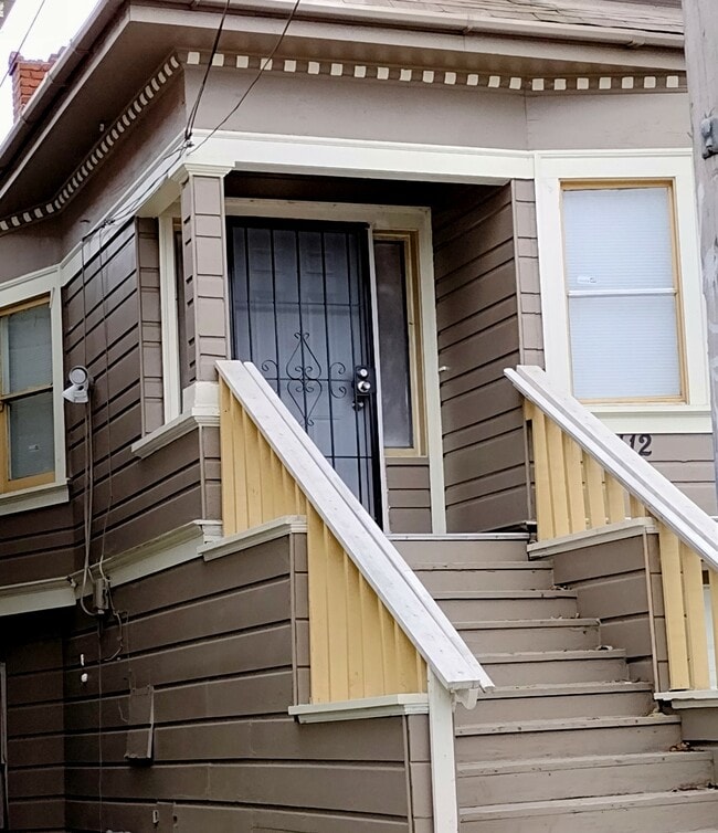 Photo - 2412 Myrtle St