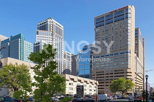 Photo - Available July 15th 2 Bedroom 2 Bath Condo in Minneapolis