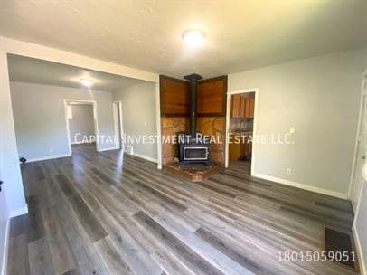 Photo - 7991 S Main St