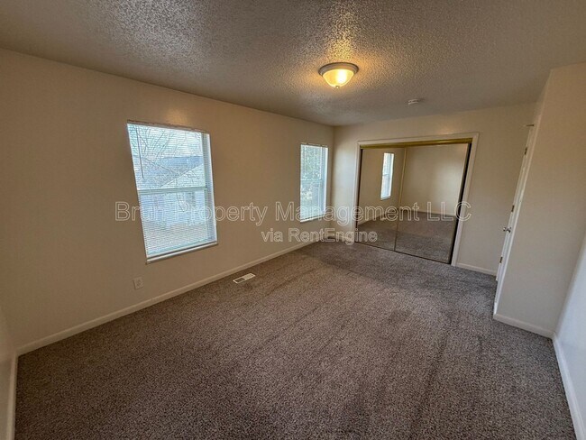 Photo - 1105 W Parkway Ave Unidad 20