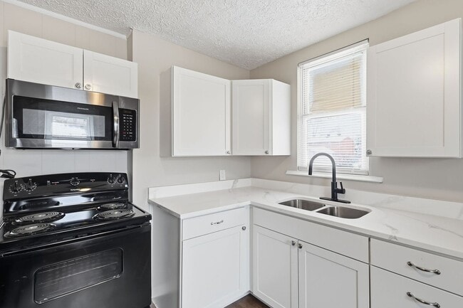 Building Photo - 783-785 S 18th St Unit 783