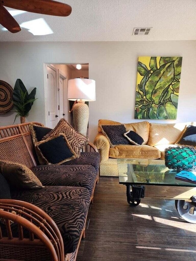 Photo - 336 Bamboo Rd