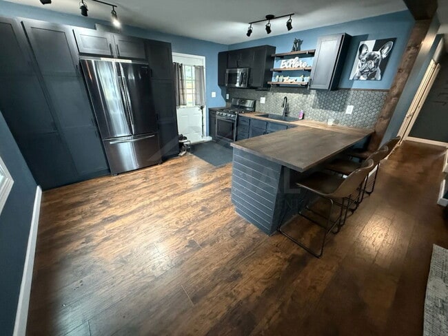 Photo - 6412 Marcy St