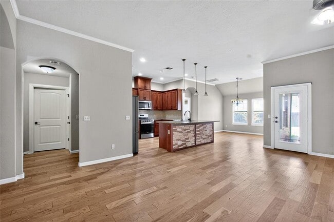 Building Photo - 6901 NW 149th St