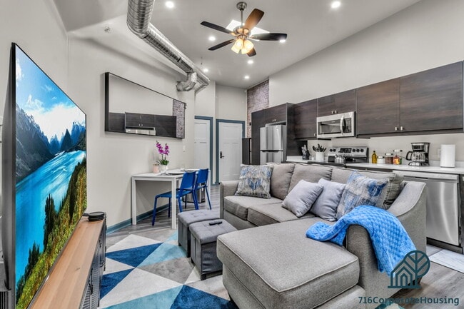 Building Photo - Furnished 2-Bedroom, 2-Bath Apartment near the Medical Campus Unit 3B