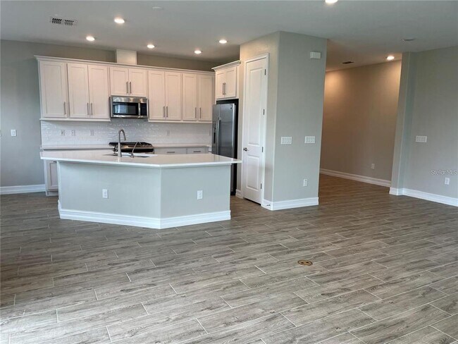 Photo - 4580 Almada Ln