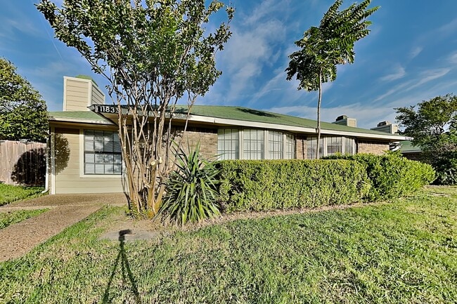 Building Photo - 11835 Garden Terrace Dr