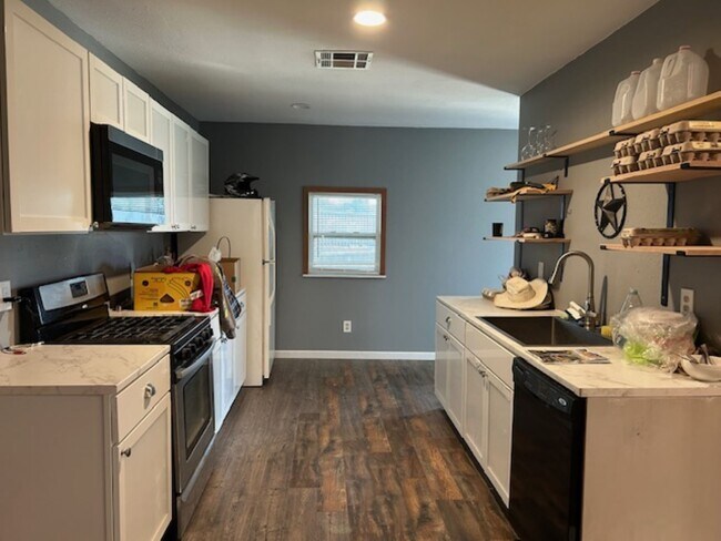 Photo - 34743 Betka Rd