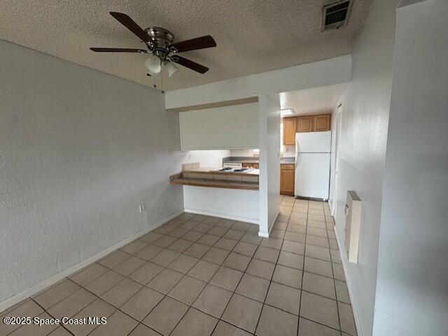 Photo - 205 Bristol Ln