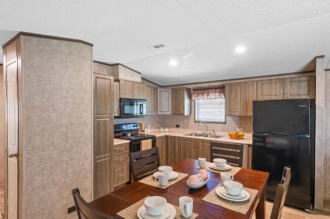 Kitchen - Flamingo Flats